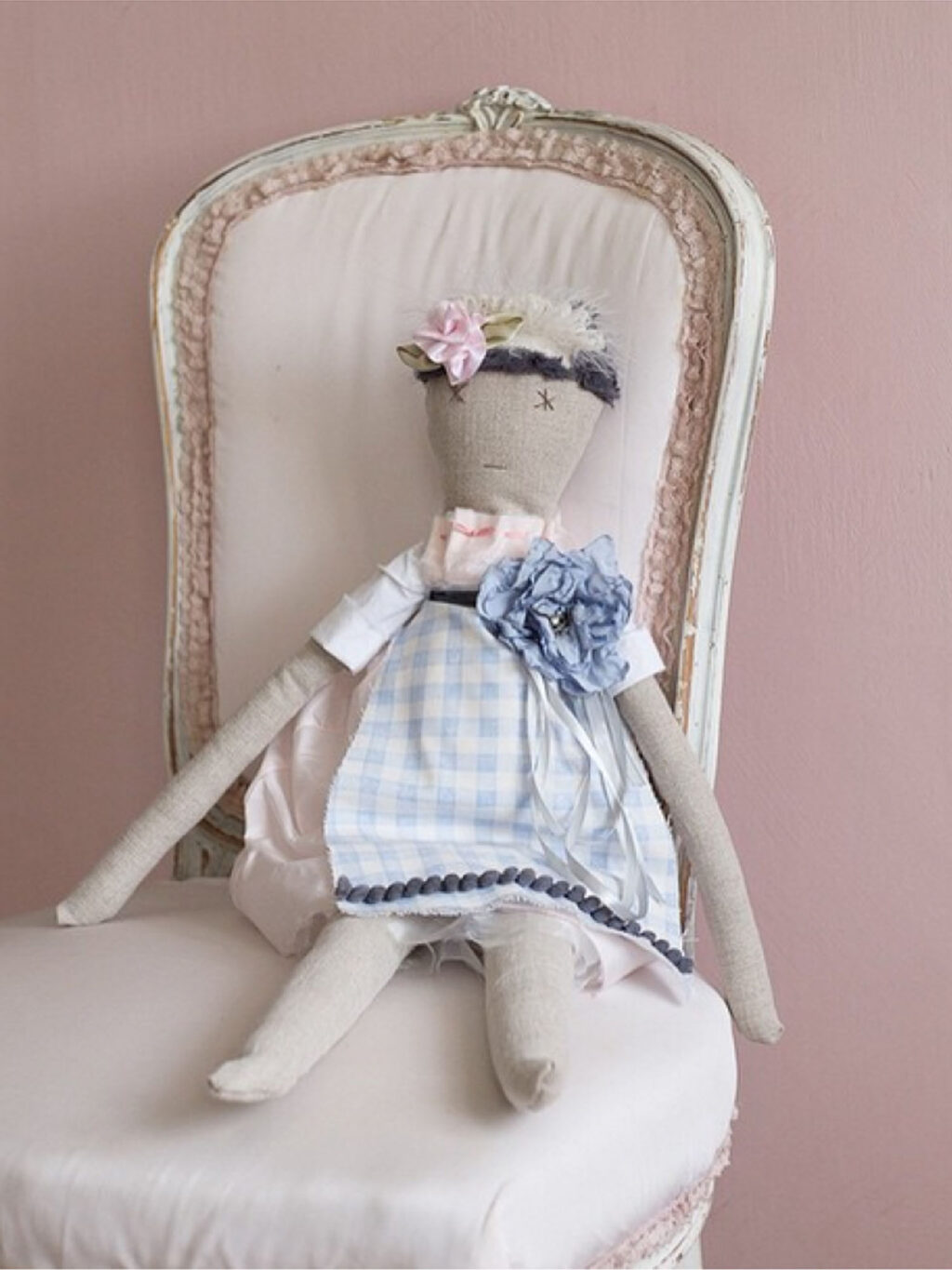 Antique Rose - Image 2