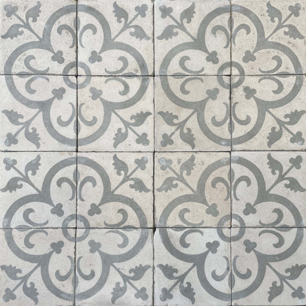 Flor de Lis Tile - Image 2
