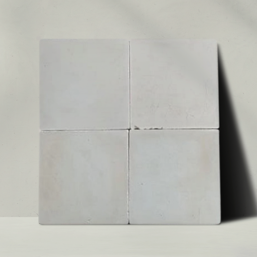 Fantasma Tile