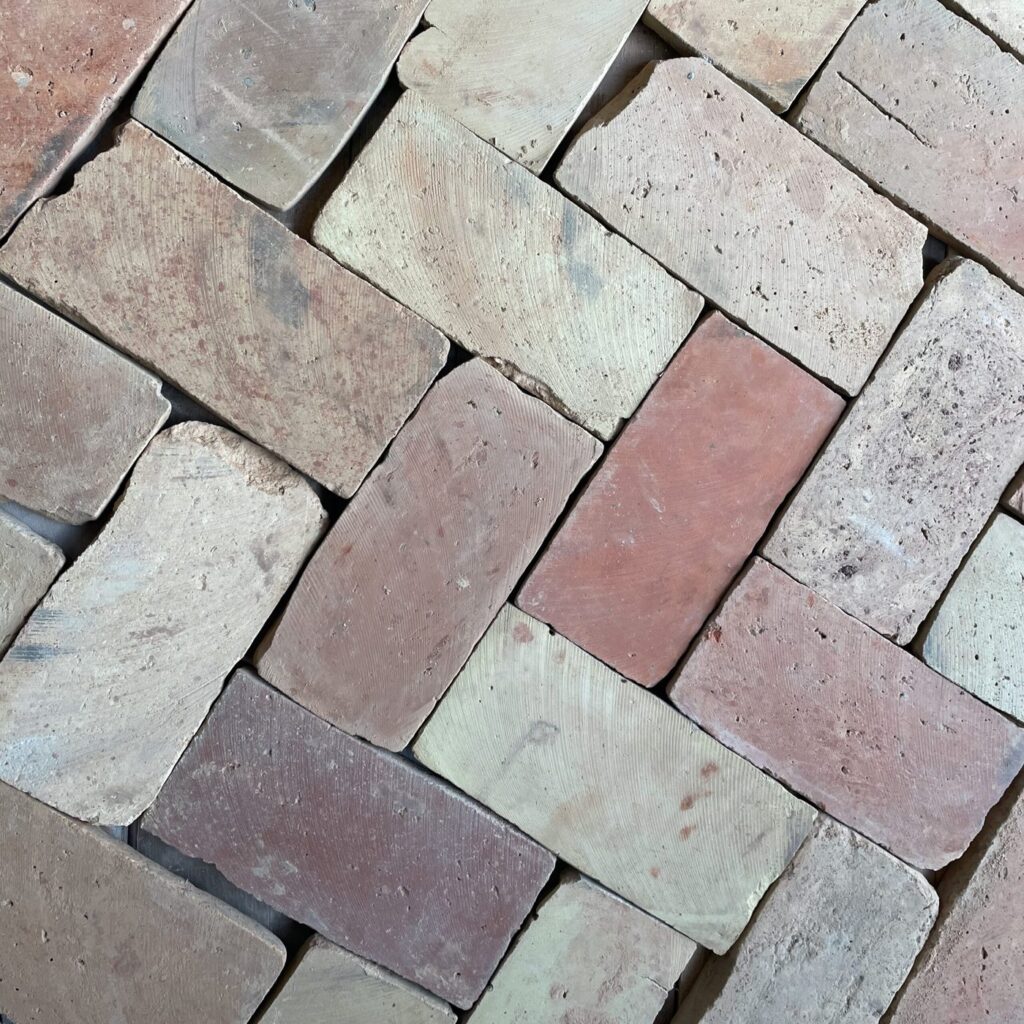 Terracotta Cubo
