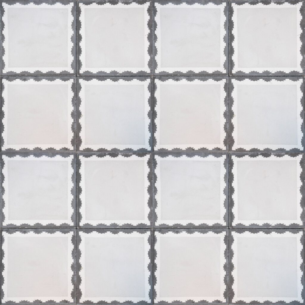 Gambas Ceniza Tile - Image 2