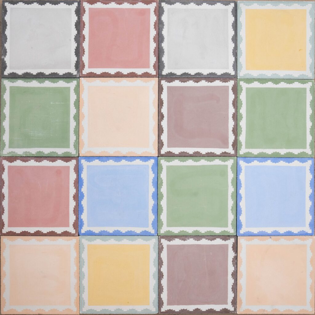 Gambas Playa Tile - Image 4