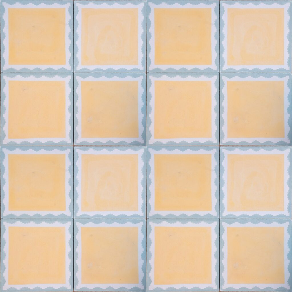 Gambas Playa Tile - Image 2