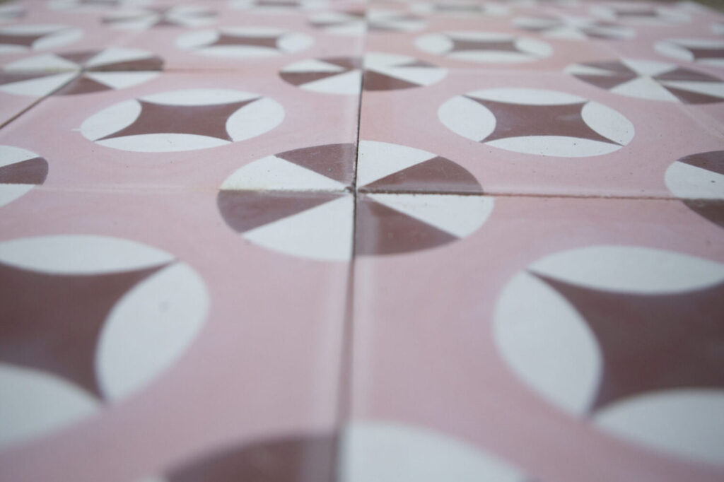 Lucrezia Chocolate Tile - Image 2