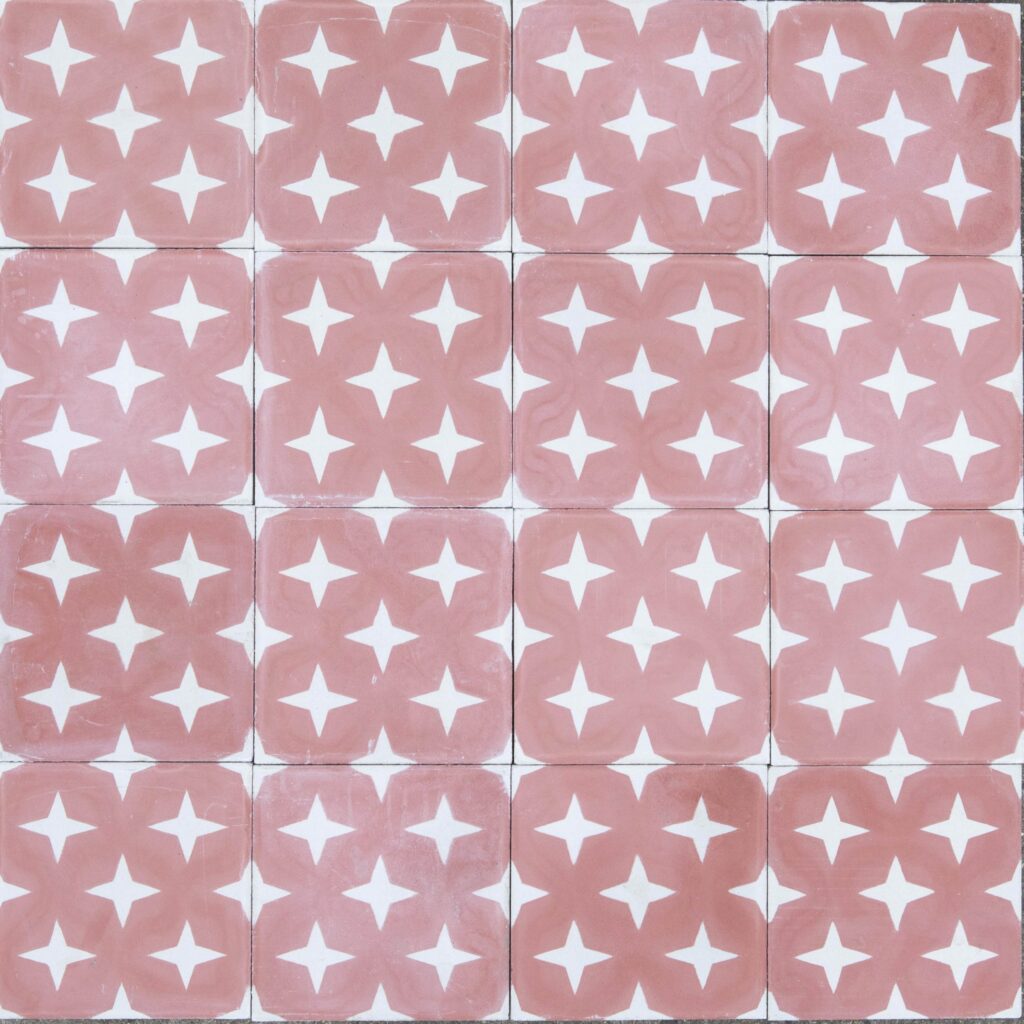 Coraje Rosa Tile - Image 2