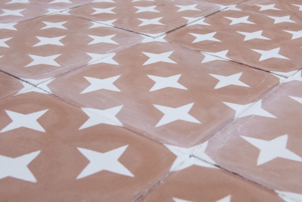 Coraje Terracotta Tile - Image 3